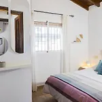 Cubo's La Oliva *