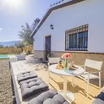 Cubo's La Oliva *
